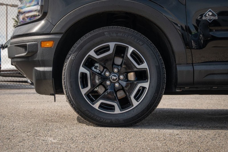 2024 Ford Bronco Sport Outer Banks 3FMCR9C63RRE47454