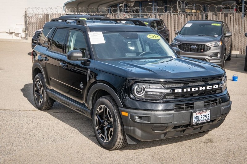 2024 Ford Bronco Sport Outer Banks 3FMCR9C63RRE47454