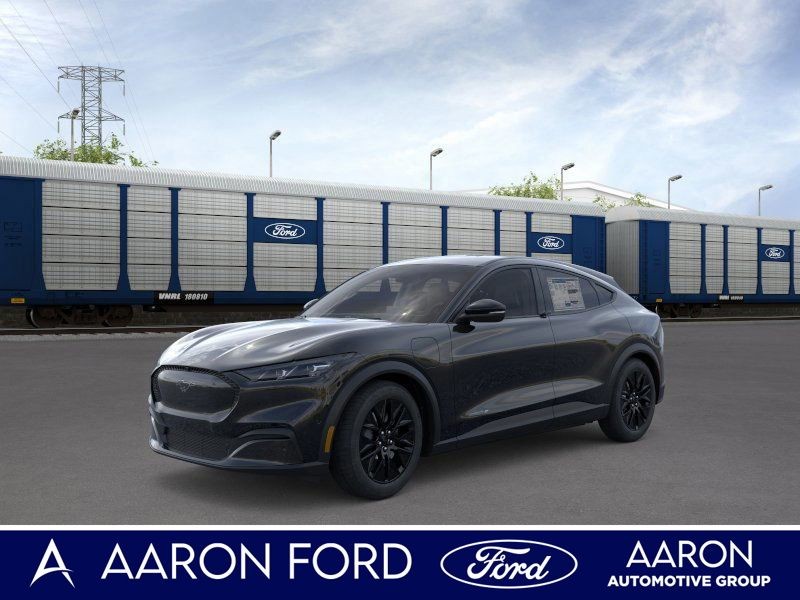 2025 Ford Mustang Mach-E Select 3FMTK1R41SMA43650
