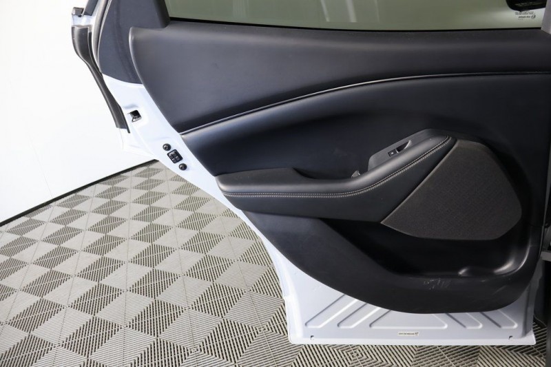 2021 Ford Mustang Mach-E Select 3FMTK1RM7MMA43588