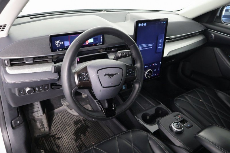 2021 Ford Mustang Mach-E Select 3FMTK1RM7MMA43588