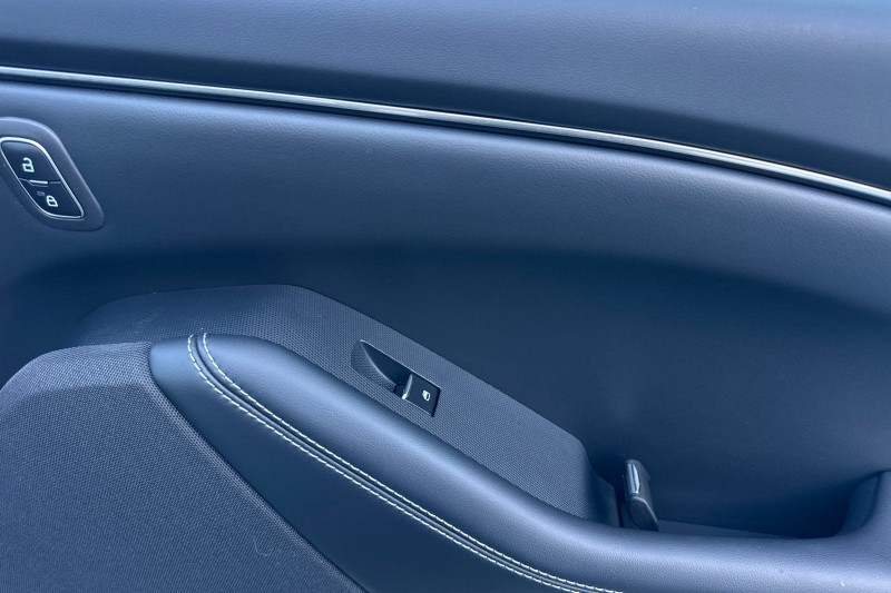 2024 Ford Mustang Mach-E Select 3FMTK1SU0RMA27959