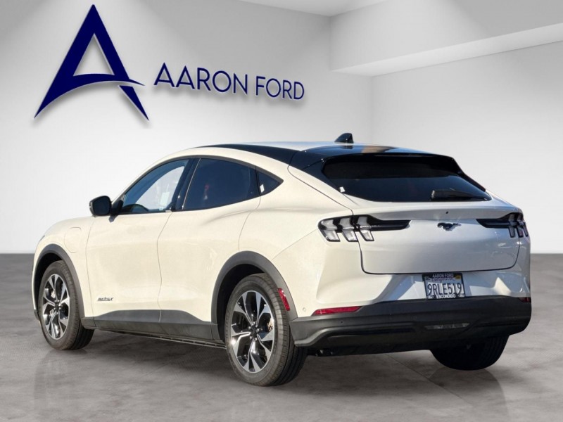 2024 Ford Mustang Mach-E Select 3FMTK1SU0RMA27959