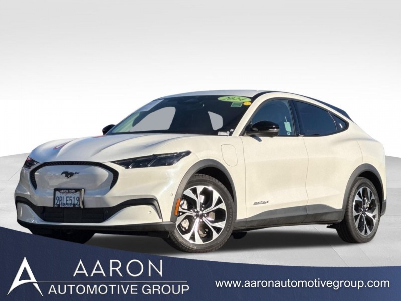 2024 Ford Mustang Mach-E Select AWD's photo