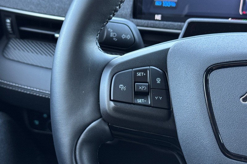 2024 Ford Mustang Mach-E Premium 3FMTK3R73RMA22587