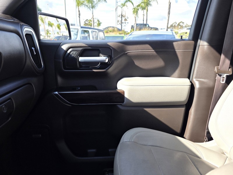 2022 GMC Sierra 1500 Limited SLT 3GTU9DED0NG213009