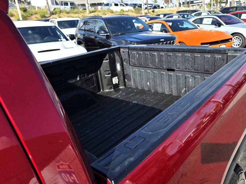 2022 GMC Sierra 1500 Limited SLT 3GTU9DED0NG213009