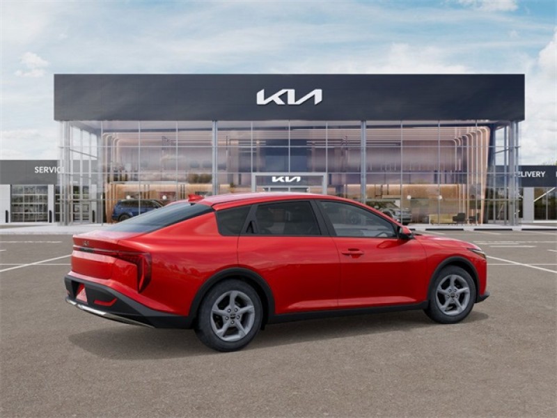 2025 Kia K4 LXS 3KPFT4DEXSE174814