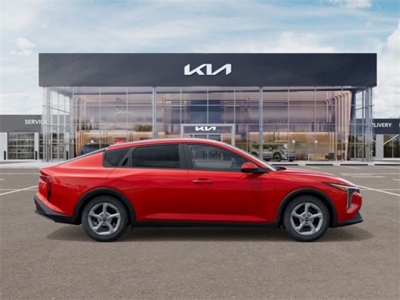 2025 Kia K4 LXS 3KPFT4DEXSE174814