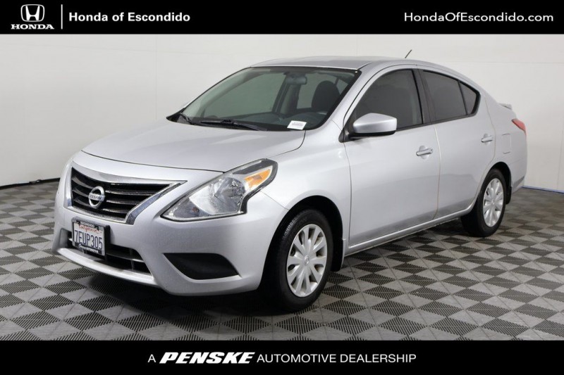 2015 Nissan Versa 1.6 SV 3N1CN7AP4FL807526