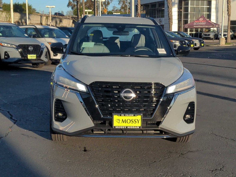 2024 Nissan Kicks SR 3N1CP5DV8RL500924