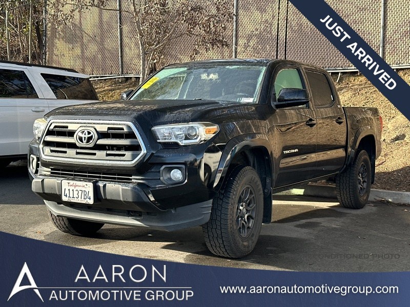 2017 Toyota Tacoma SR5 3TMAZ5CN7HM036923