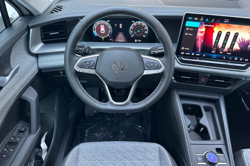 2025 Volkswagen Tiguan 2.0T S 3VVCR7RM1SM057097