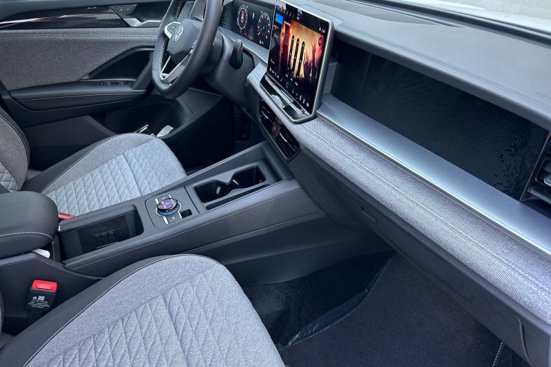 2025 Volkswagen Tiguan 2.0T S 3VVCR7RM1SM057097