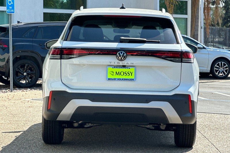 2025 Volkswagen Tiguan 2.0T S 3VVCR7RM1SM057097