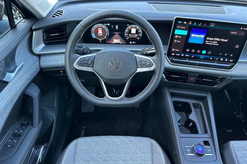 2025 Volkswagen Tiguan 2.0T S 3VVCR7RM4SM025714