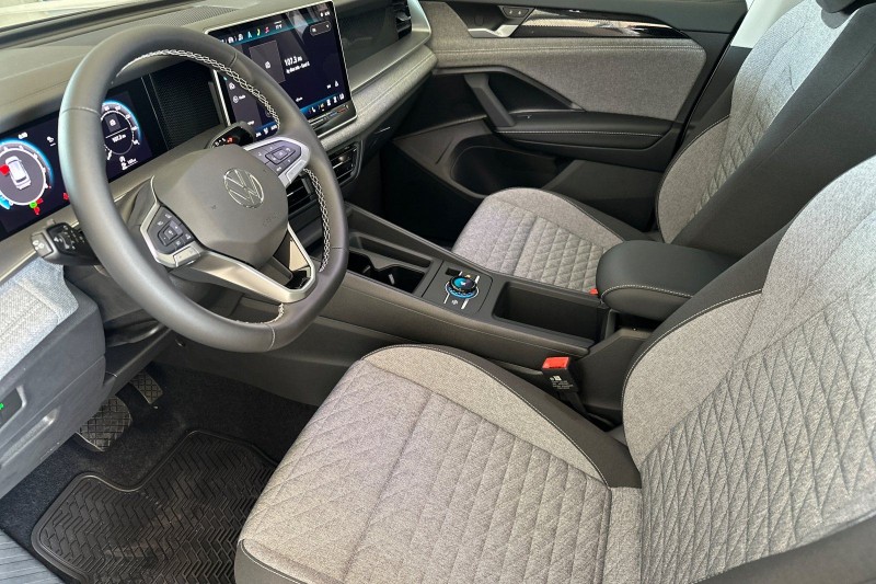 2025 Volkswagen Tiguan 2.0T S 3VVCR7RM6SM065325