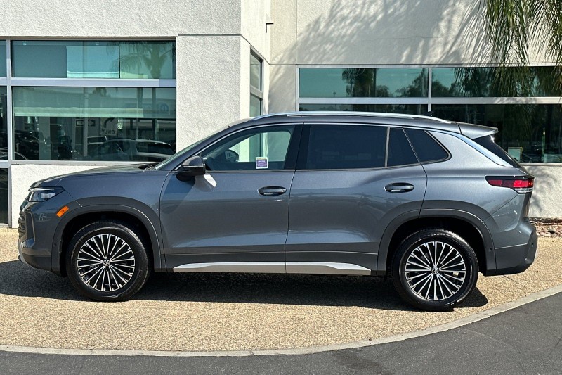 2025 Volkswagen Tiguan 2.0T S 3VVCR7RMXSM055557