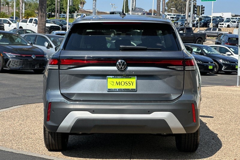 2025 Volkswagen Tiguan 2.0T S 3VVCR7RMXSM055557