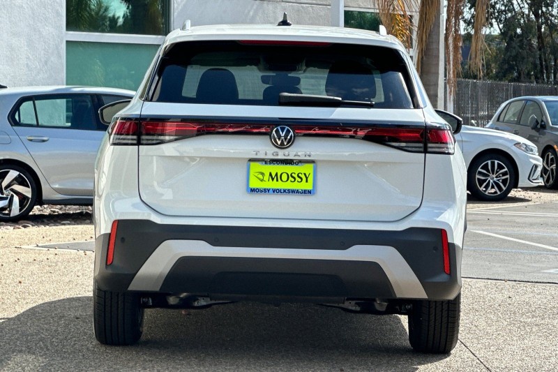 2025 Volkswagen Tiguan 2.0T S 3VVCR7RMXSM064694