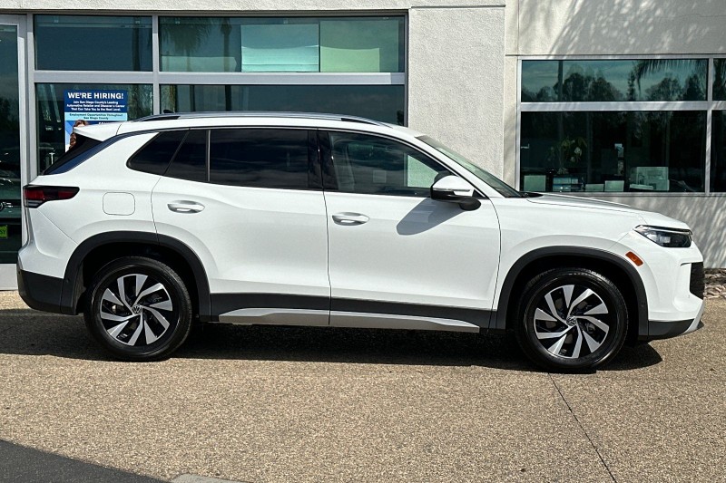 2025 Volkswagen Tiguan 2.0T S 3VVCR7RMXSM064694