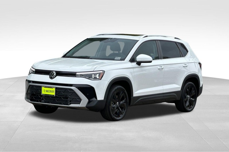 2025 Volkswagen Taos 1.5T SE 3VVEC7B21SM083783