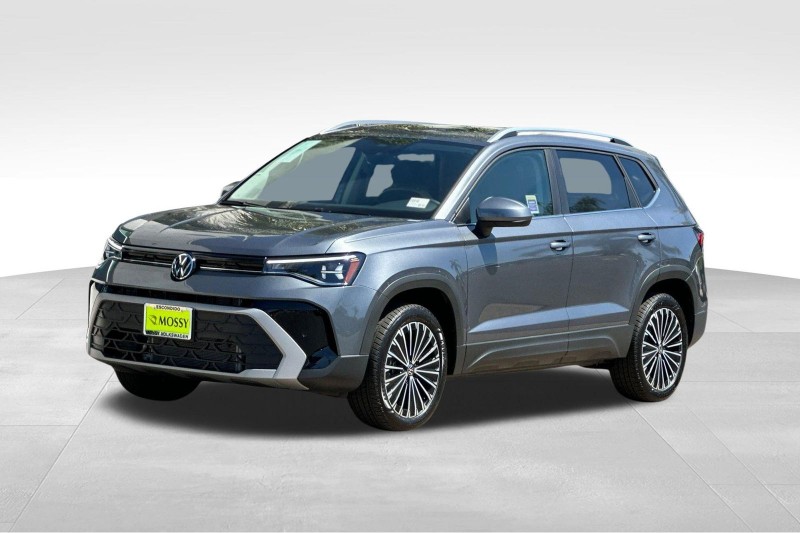 2025 Volkswagen Taos 1.5T SE 3VVEC7B26SM090406