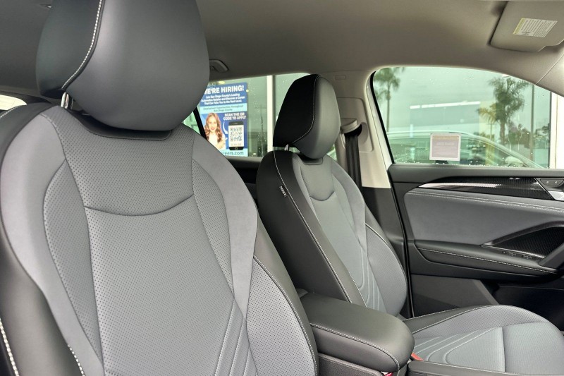 2026 Volkswagen Tiguan 2.0T SE 3VVFR7RM1TM025460