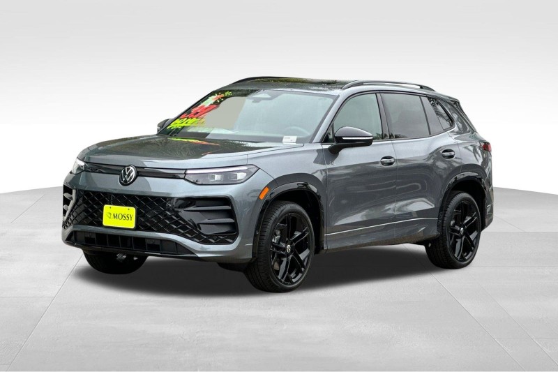 2025 Volkswagen Tiguan 2.0T SE R-Line Black 3VVGR7RMXSM027372