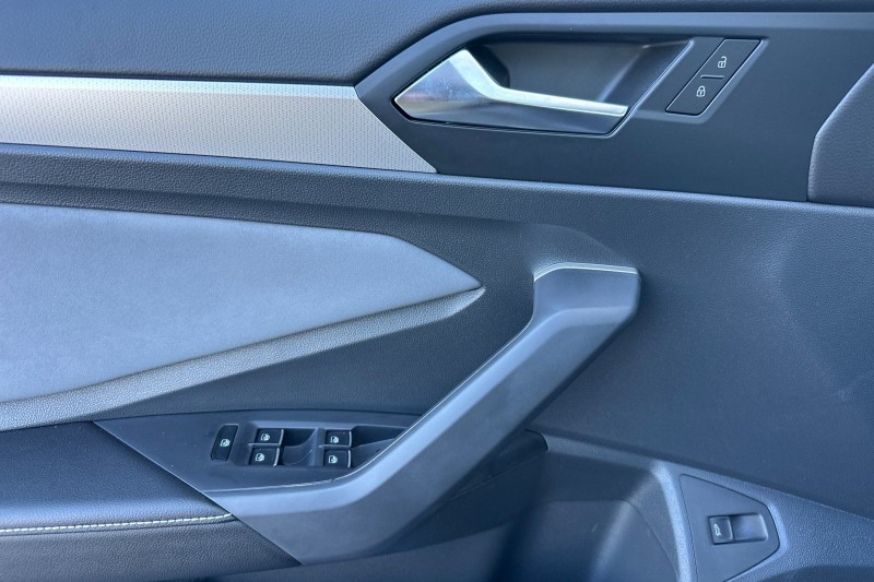 2026 Volkswagen Jetta SE - Photo 10