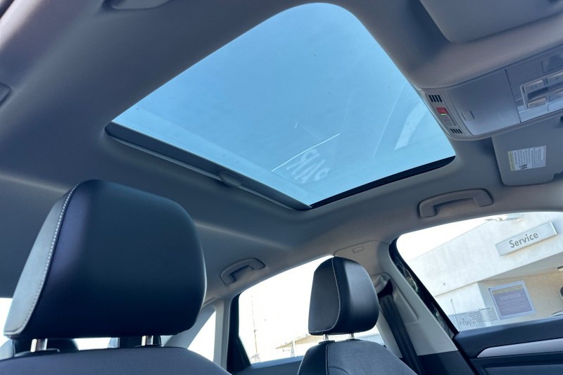 2026 Volkswagen Jetta SE - Photo 15