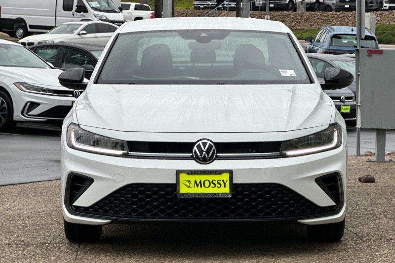 2026 Volkswagen Jetta Sport - Photo 8
