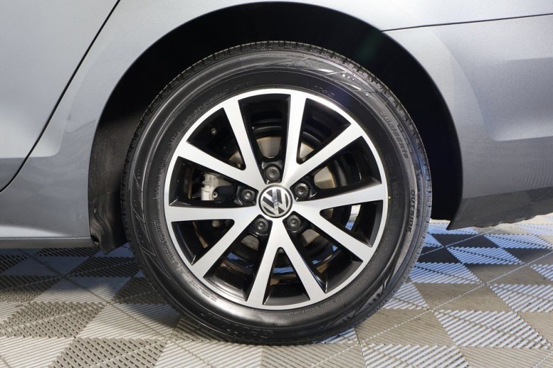2017 Volkswagen Jetta 1.4T SE 3VWDB7AJ9HM266943