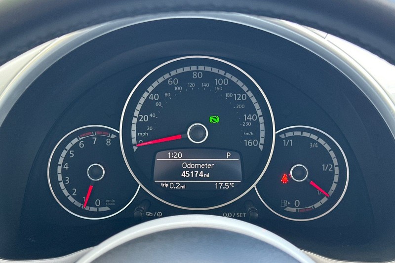 2014 Volkswagen Beetle 1.8T 3VWJ07AT8EM661797