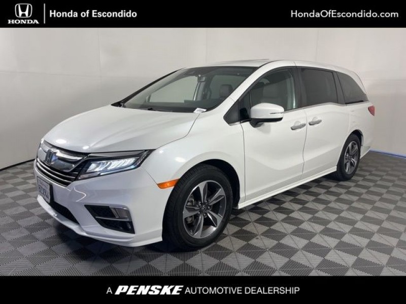 2020 Honda Odyssey Touring 5FNRL6H83LB008241