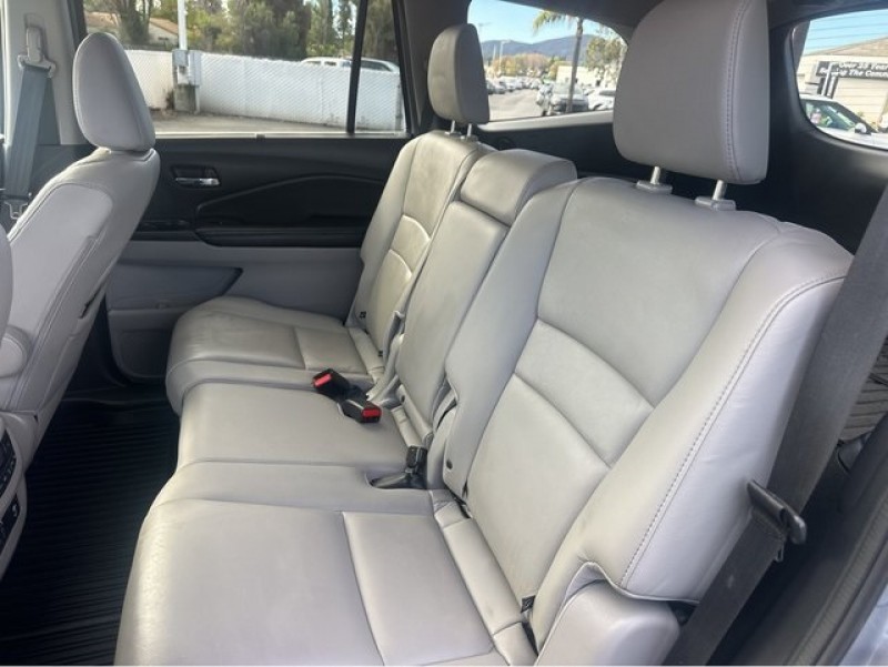 2019 Honda Pilot Touring 5FNYF5H90KB003454