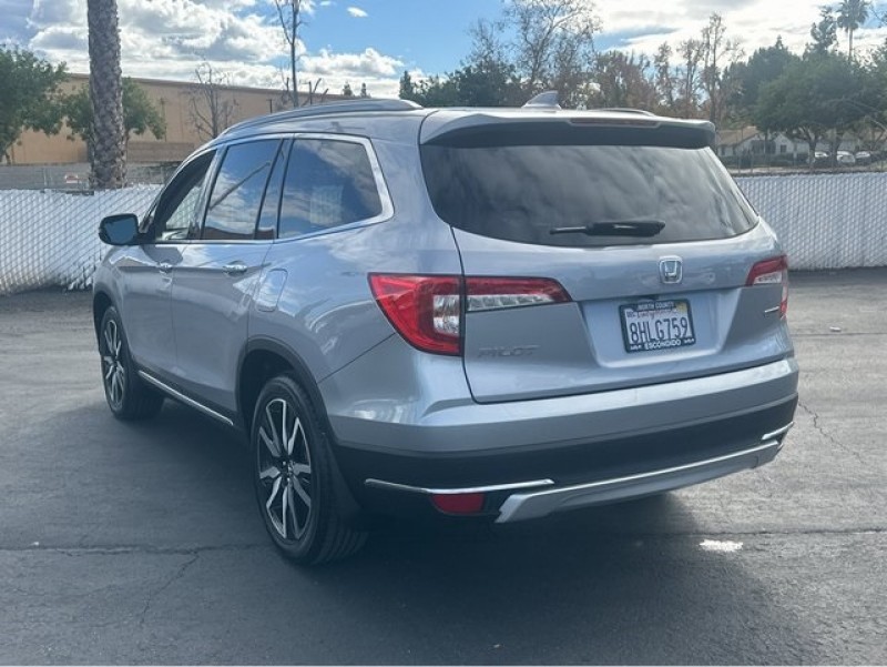2019 Honda Pilot Touring 5FNYF5H90KB003454