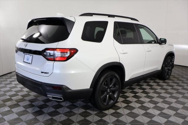 2025 Honda Pilot Sport 5FNYG1H37SB190340