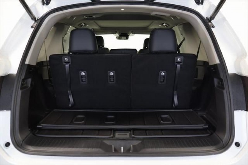 2025 Honda Pilot Touring 5FNYG1H75SB189366