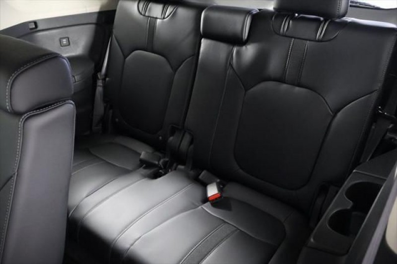 2025 Honda Pilot Touring 5FNYG1H75SB189366