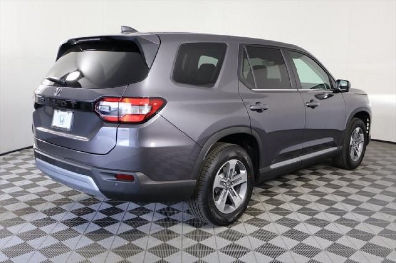 2025 Honda Pilot EX-L 5FNYG2H45SB046400