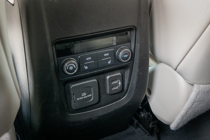 2022 Buick Enclave Avenir 5GAEVCKW1NJ164628