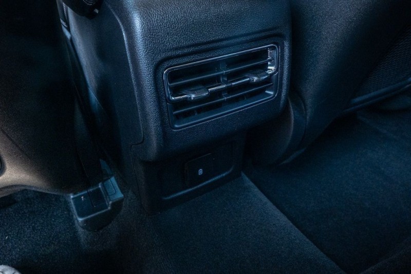 2022 Lincoln Corsair Standard 5LMCJ1C96NUL33788