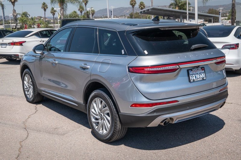 2022 Lincoln Corsair Standard 5LMCJ1C96NUL33788