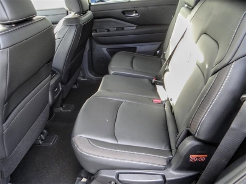 2022 Nissan Pathfinder SL 5N1DR3CA5NC262501 2022 Nissan Pathfinder SL 5N1DR3CA5NC262501