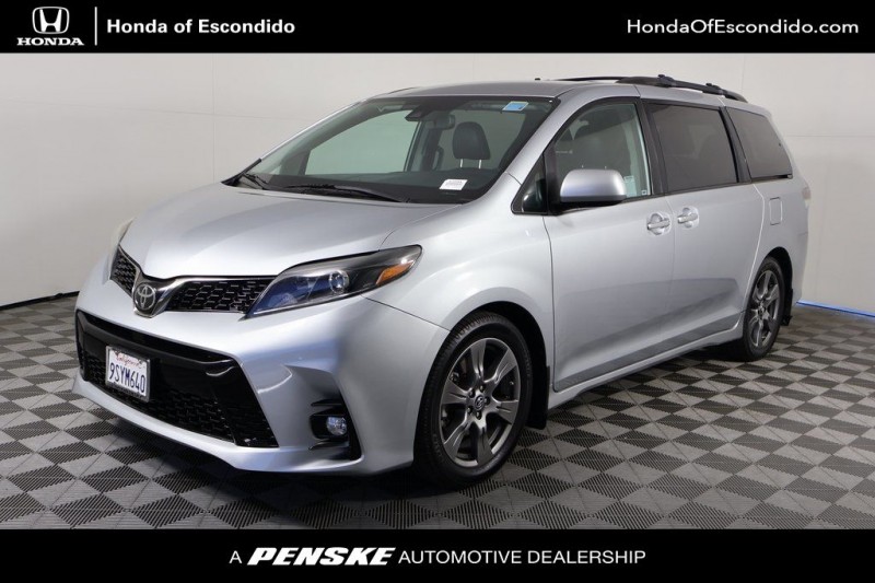 2020 Toyota Sienna SE 5TDXZ3DC7LS033928