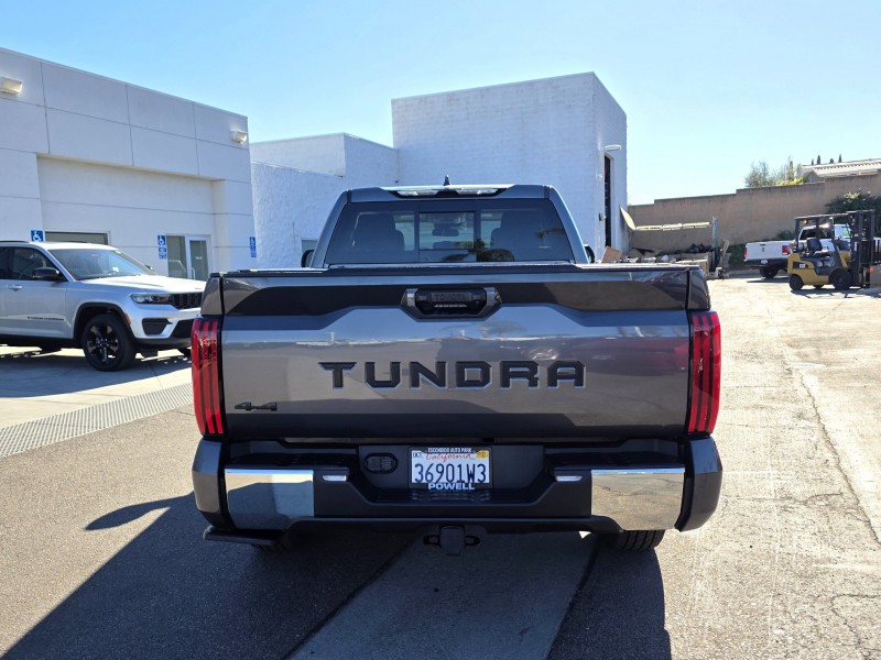 2024 Toyota Tundra 4WD SR5 5TFLA5DA9RX135699