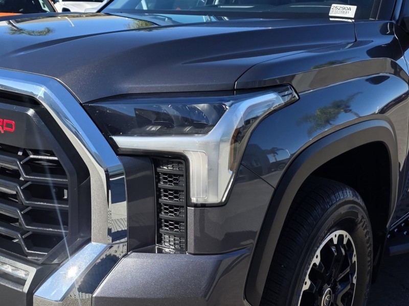 2024 Toyota Tundra 4WD SR5 5TFLA5DA9RX135699