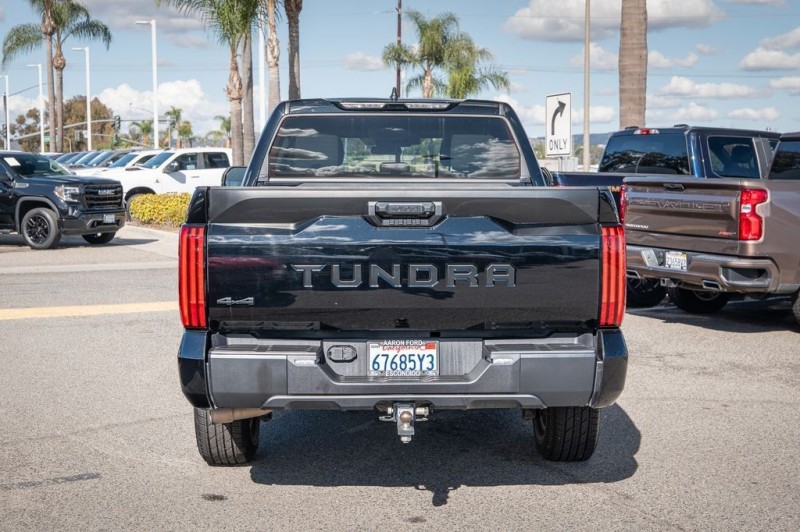 2024 Toyota Tundra SR5 5TFLA5DB9RX172986