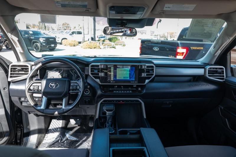 2024 Toyota Tundra SR5 5TFLA5DB9RX172986